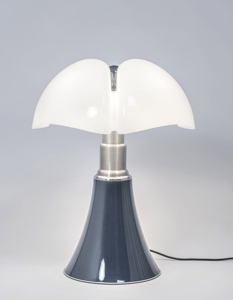 lampe pipistrello bleu ardoise martinelli luce x laurie lumiere