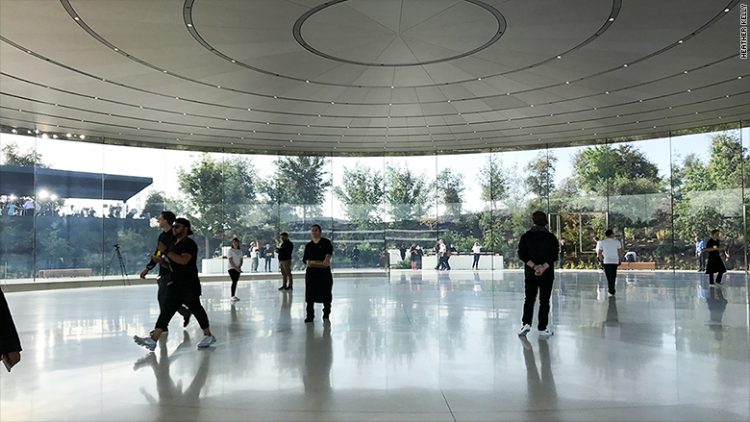 apple park steve jobs theater interieur hall