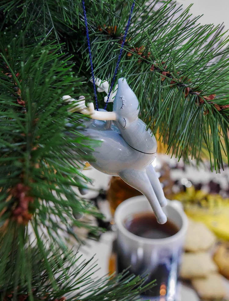 boule alessi sapin de noel bleu et argent