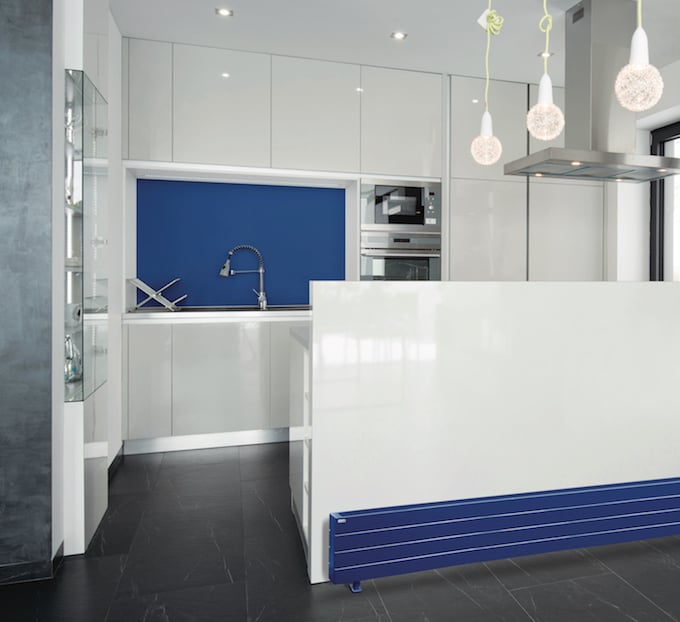 cuisine design blanche bleue radiateur myacova