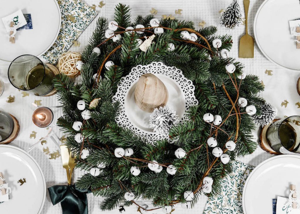 jolie table de noel nature sapin flat lay