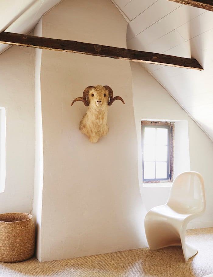 ancienne ferme rénovée fauteuil chaise panton blog decoration interieure