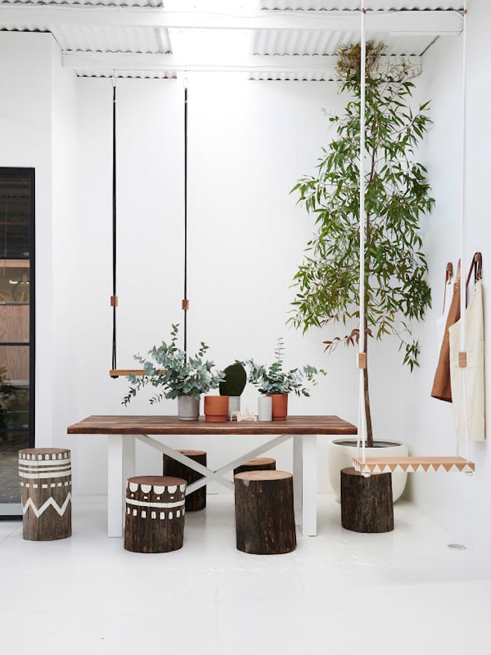 déco ethnique bois naturel plantes verdure rondins tabouret bois brut