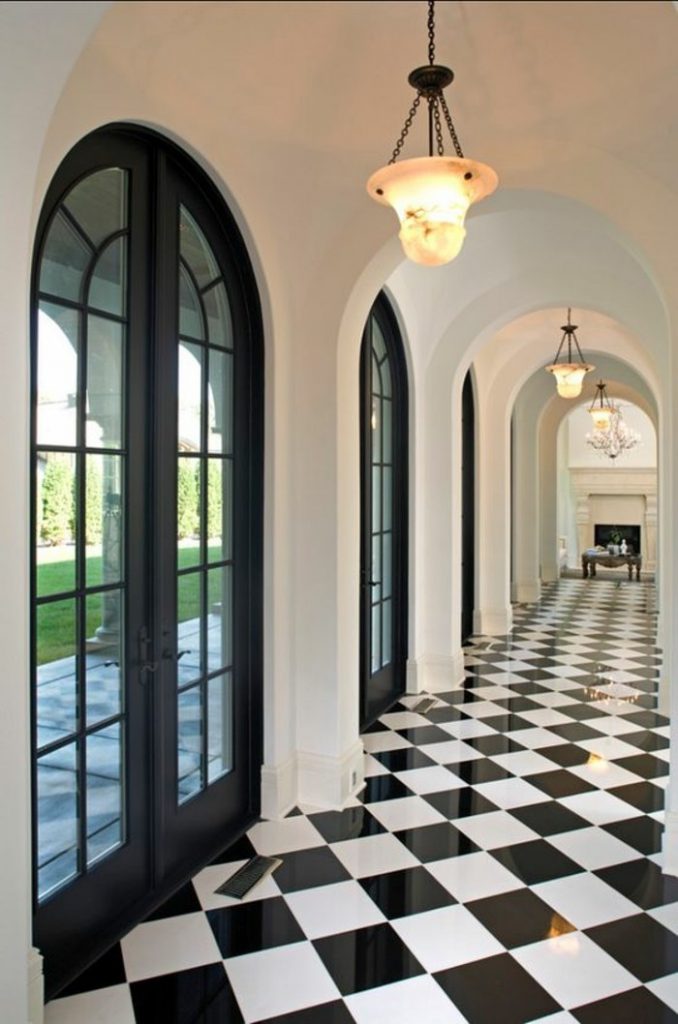 carrelage damier couloir noir et blanc brillant blog déco clem around the corner