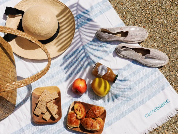 idee fete des meres fouta pic nic bronzer soleil chapeau espadrille ete pomme