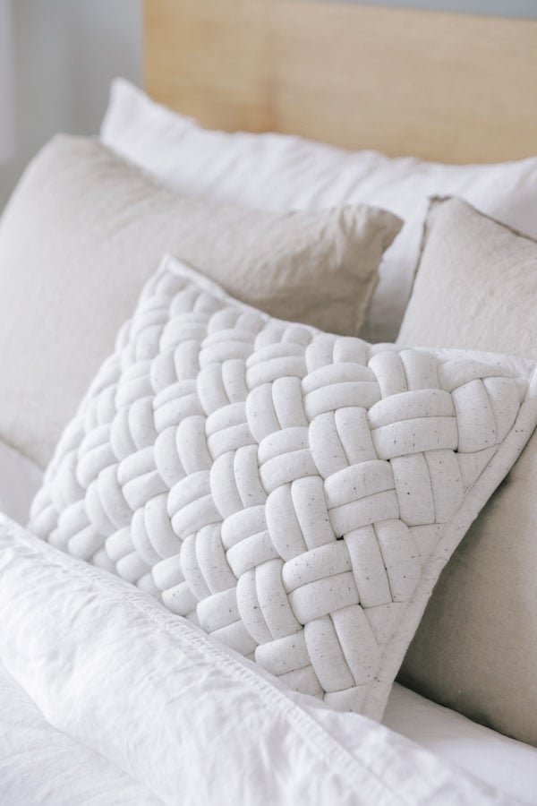 coussin carré noeud point géant sunset à san francisco blog déco clemaroundthecorner