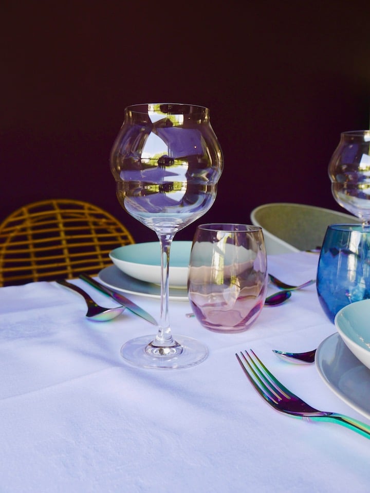 table de fête des mères printanière verre à pied macaron bourrelet blog déco clem around the corner
