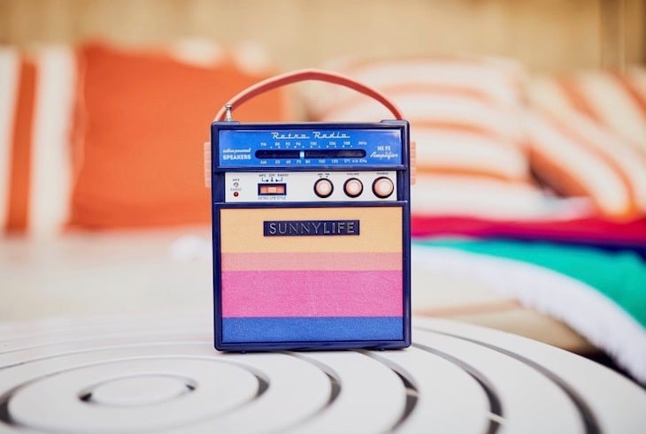 enceinte rétro vintage sunnylife pour la plage idée cadeau ado jeune fille 16 15 ans