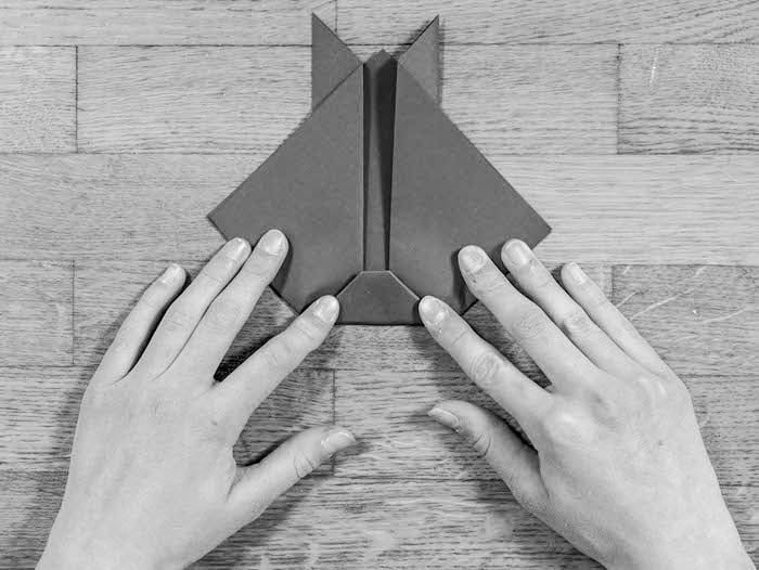 activite facile lapin marque page carre coupe triangle tete fin