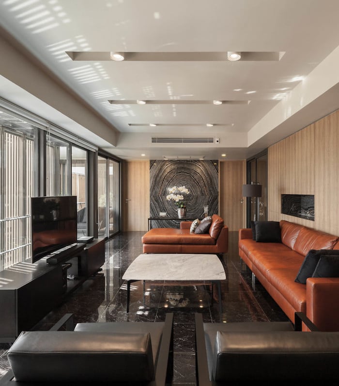 appartements à bangkok salon noir appartement cuir bois vue