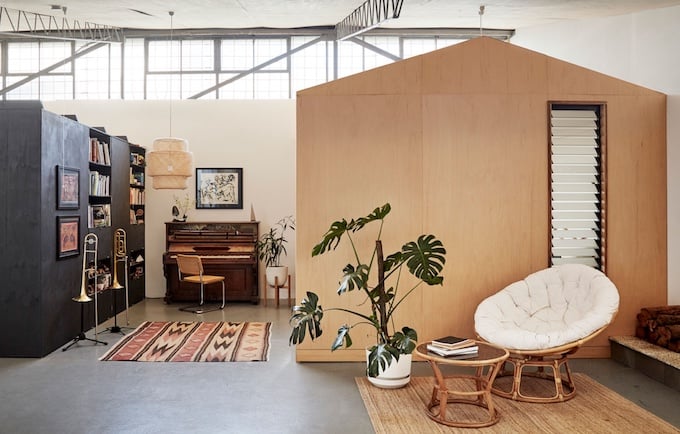 deco maison dans un loft bibliothèque sur-mesure integrée blog décoration deco maison dans un loft bibliothèque sur-mesure intégrée blog décoration clemaroundthecorner