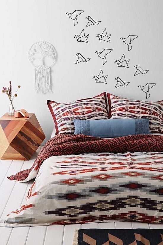 que faire avec du masking tape lit ethnique chambre oiseaux