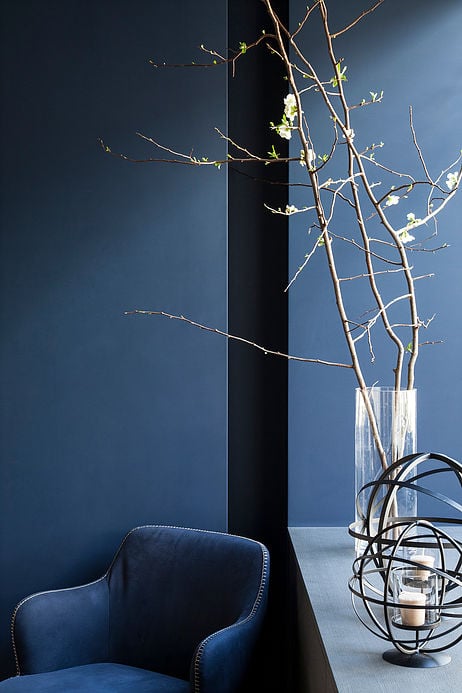 coin lecture ton sur ton bleu maison de 210m2 blog deco clemaroundthecorner