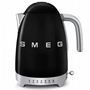 chez moi decoration bouilloire smeg blogueuse deco clemaroundthecorner