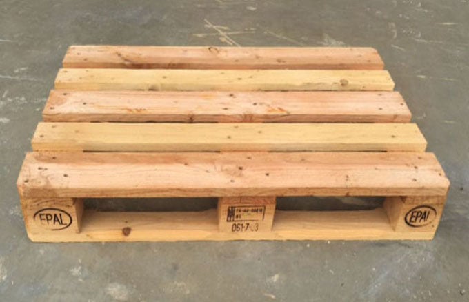 idée do it yourself maison decoration table basse palette EUROPE