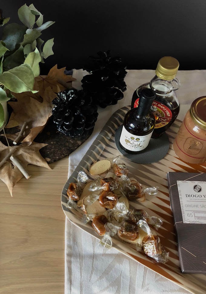 idée déco d'automne à faire soi-même buffetplateau caramels sirop d'érable goûter buffet chêne blog déco clem around the corner