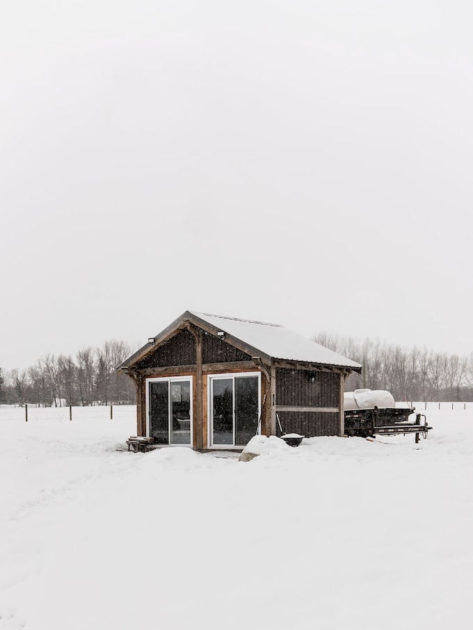 petit chalet vintage maison neige forêt canada blog déco clem around the corner