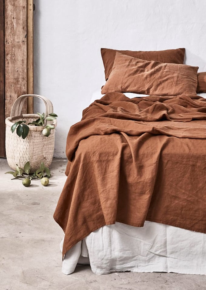 couleur terracotta lit couverture lin blog déco clem around the corner