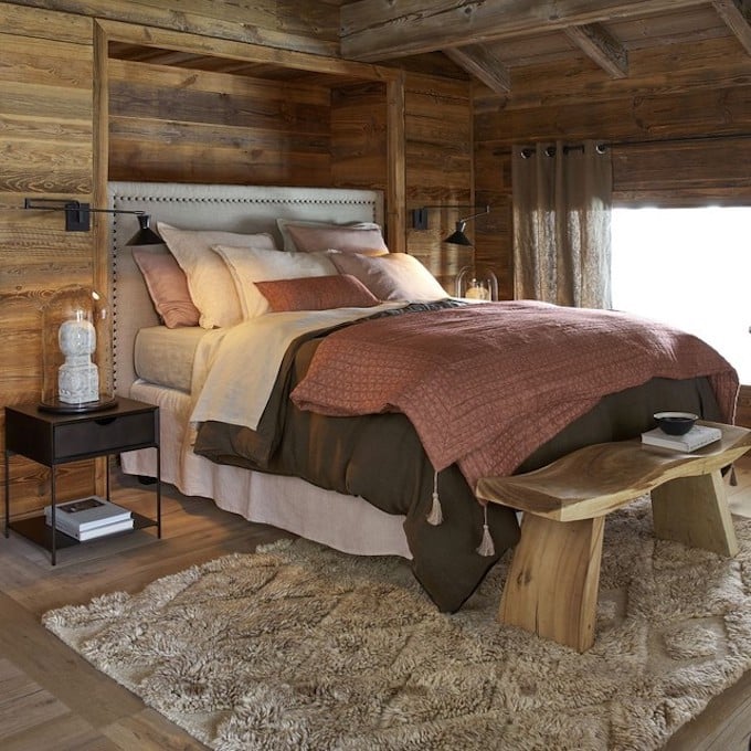 linge de lit en chanvre textile ambiance rustique rose kaki bois chalet ambiance hivernale chambre blog déco clem around the corner