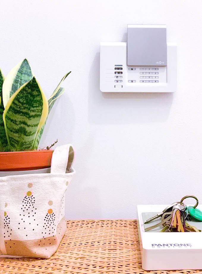 diagral e one zoom sur alarme connectée hager blog déco clem around the corner