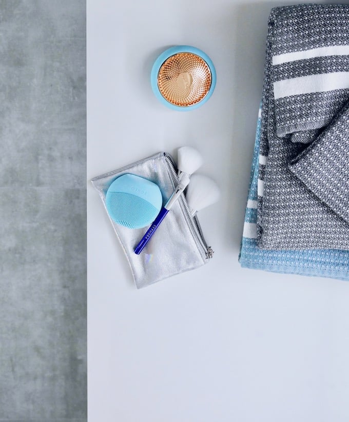 avant après salle de bain foréo massage connecté visage avis - blog déco - clem around the corner