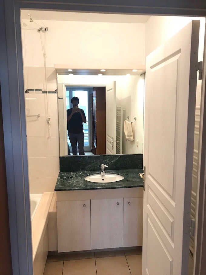 avant après salle de bain vasque marbre vert - blog déco - clem around the corner