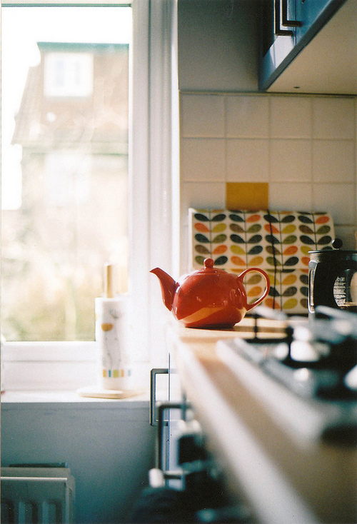 style rétro cuisine the rouge - blog déco - clem around the corner