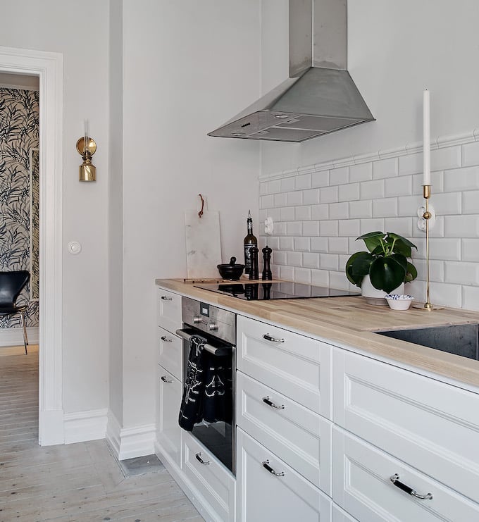 appartement suédois cuisine plan travail chien - blog déco - clem around the corner