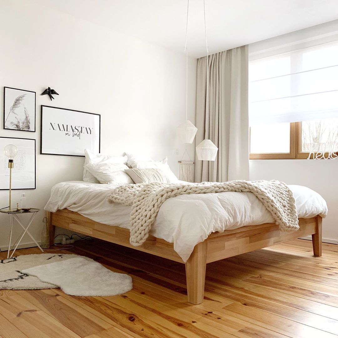 pierre papier ciseaux intérieur minimaliste blog chambre lit plaid tricot bois parquet - blog déco - clem around the corner