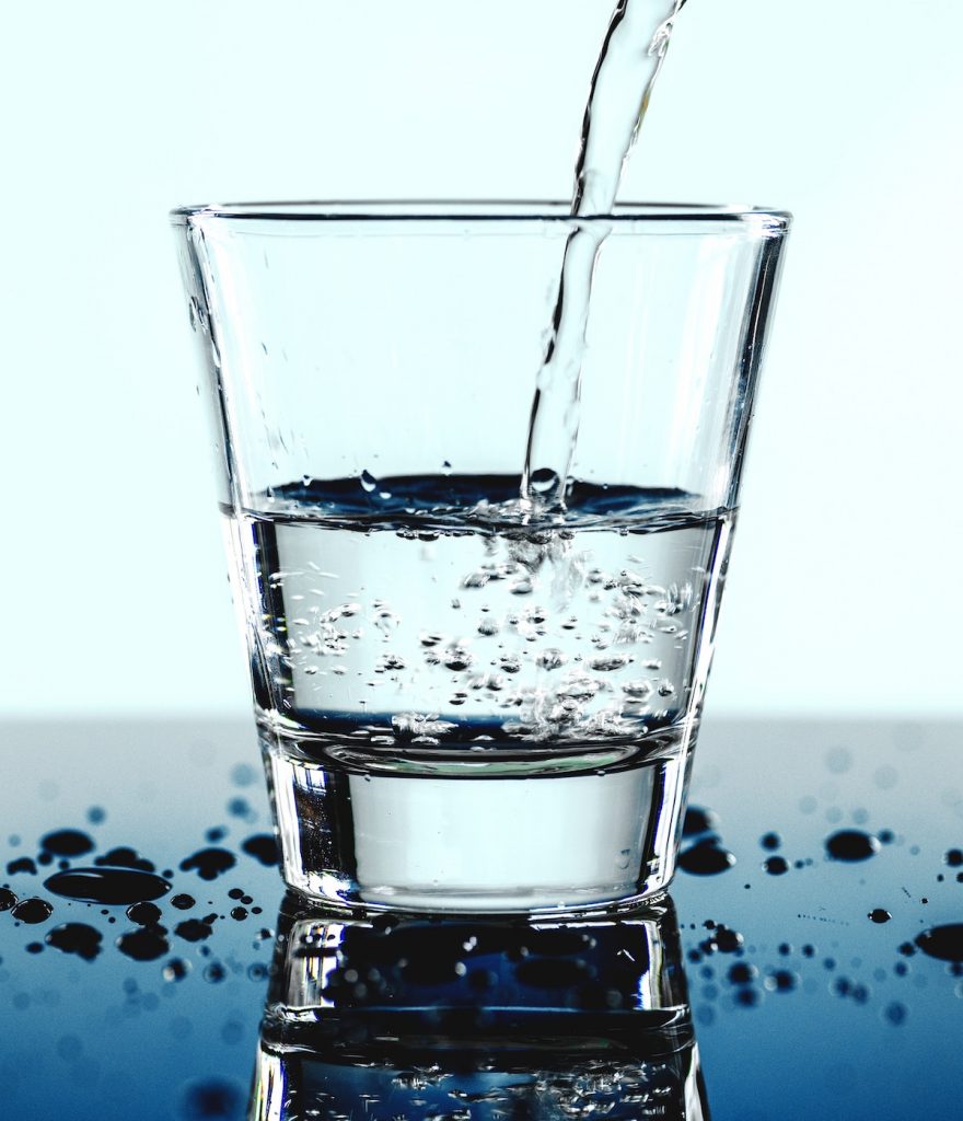 zéro déchet verre eau liquide écologie nature - blog déco - clem around the corner