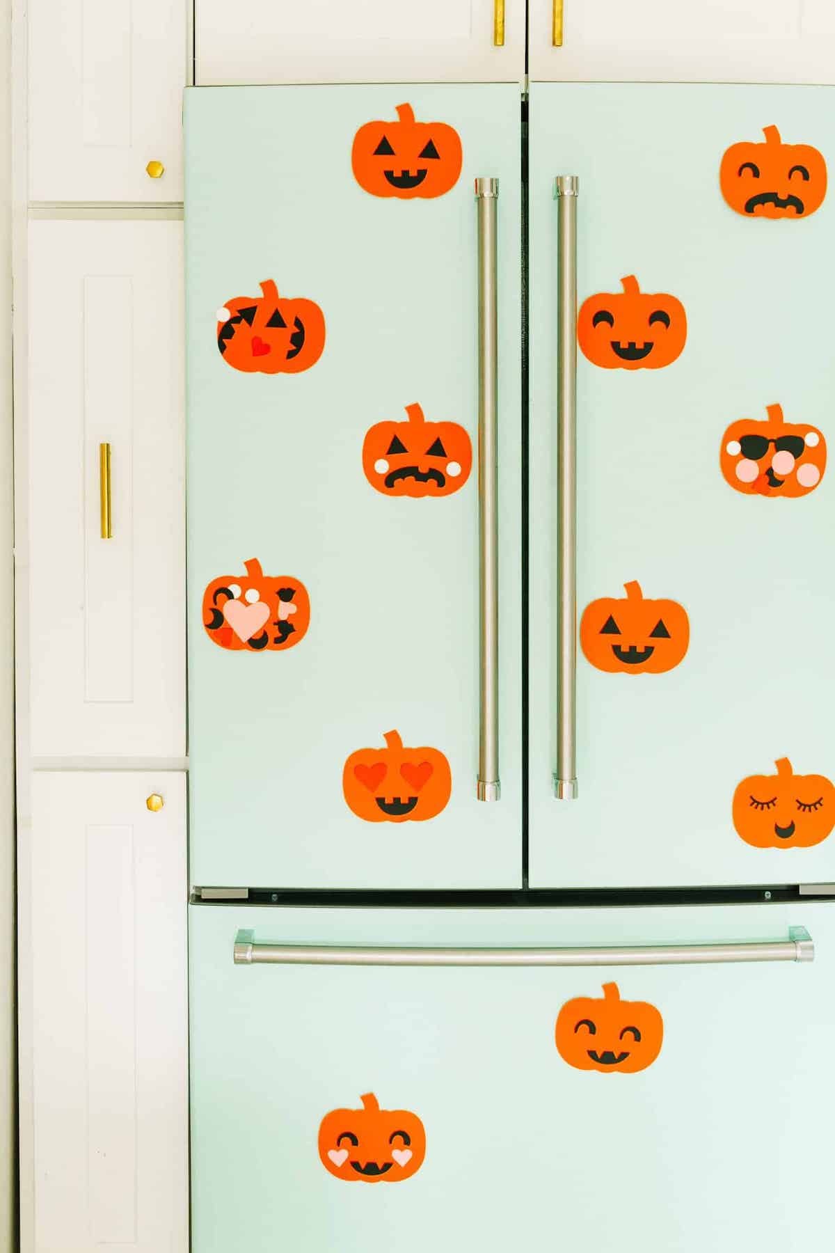 déco diy halloween facile collage papier citrouille - blog déco - clem around the corner