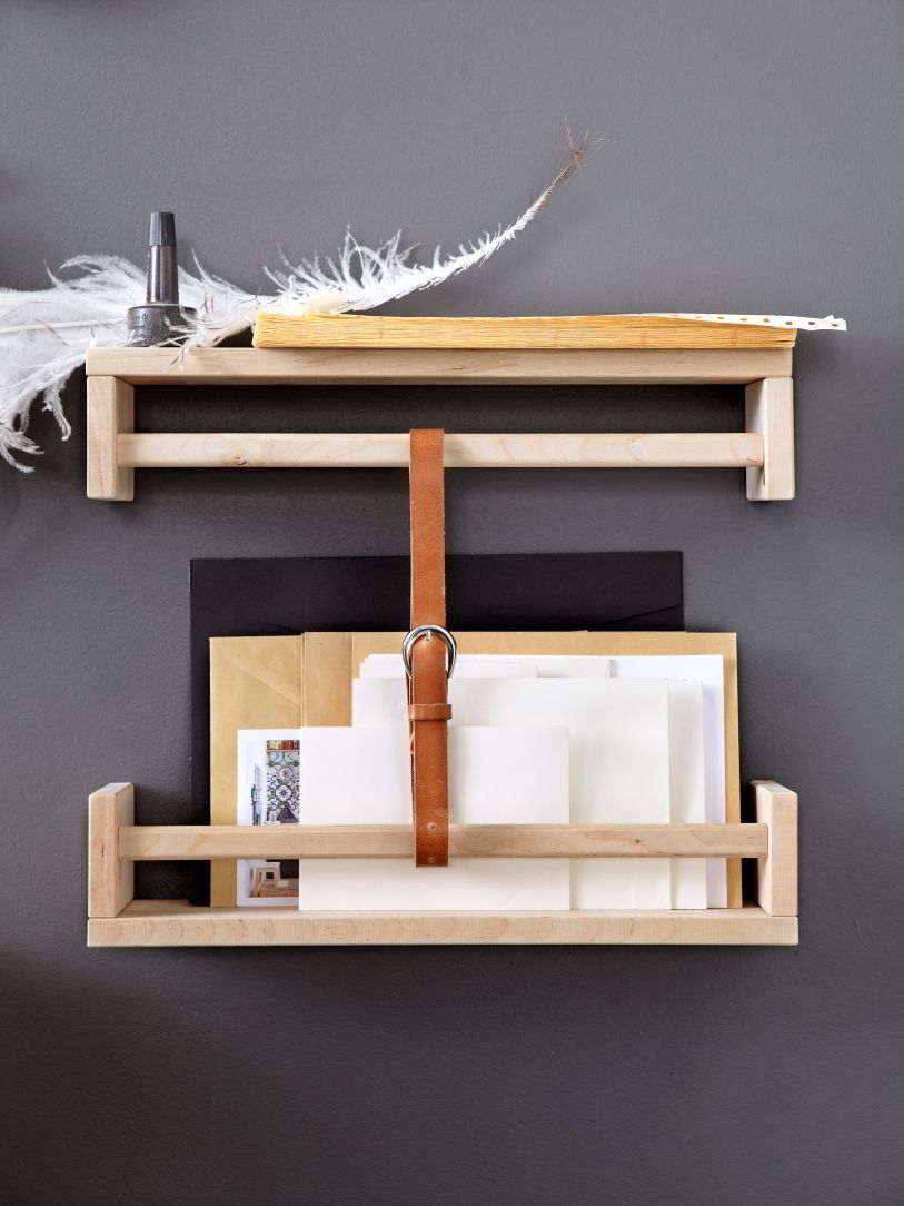 Ikea bekvam hackIkea bekvam hack bois lettre courrier fond gris noir plume blanche - blog déco - clem around the corner