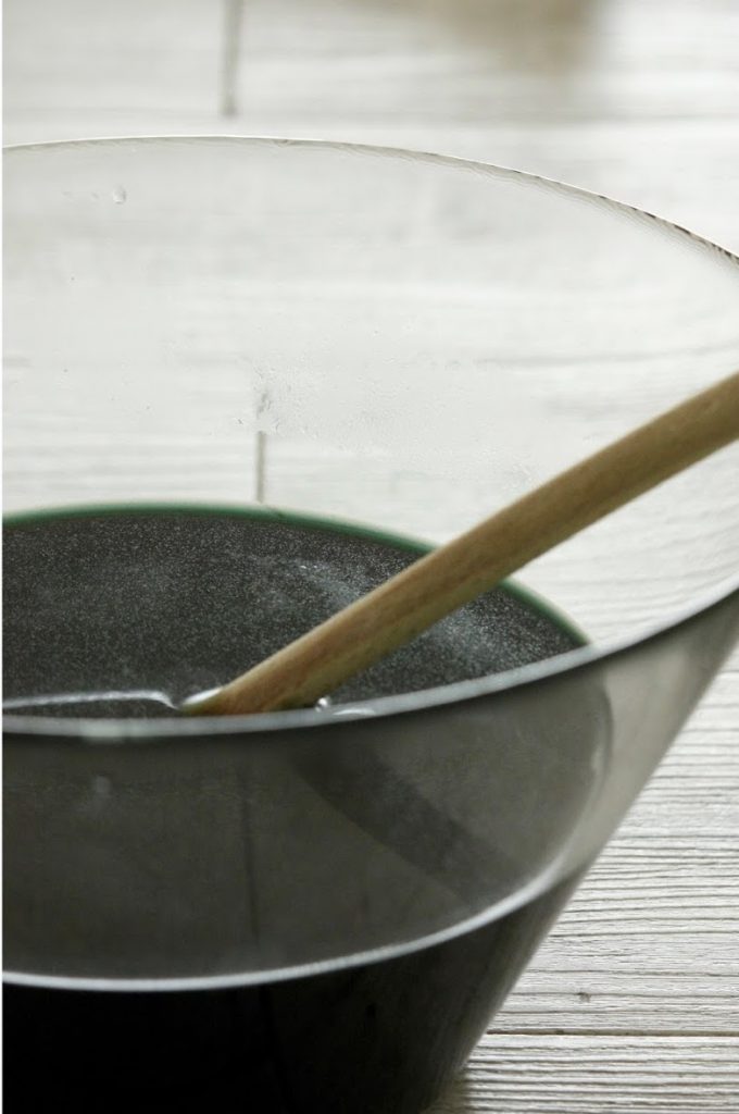 tie and dye vert bricolage eau peinture - blog déco - clem around the corner