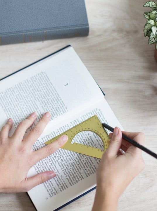 idée déco récup livre bricolage facile - blog déco - clem around the corner