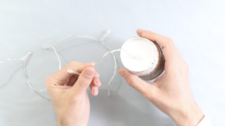 idée déco récup bricolage guirlande lumineuse gobelet - blog déco - clem around the corner