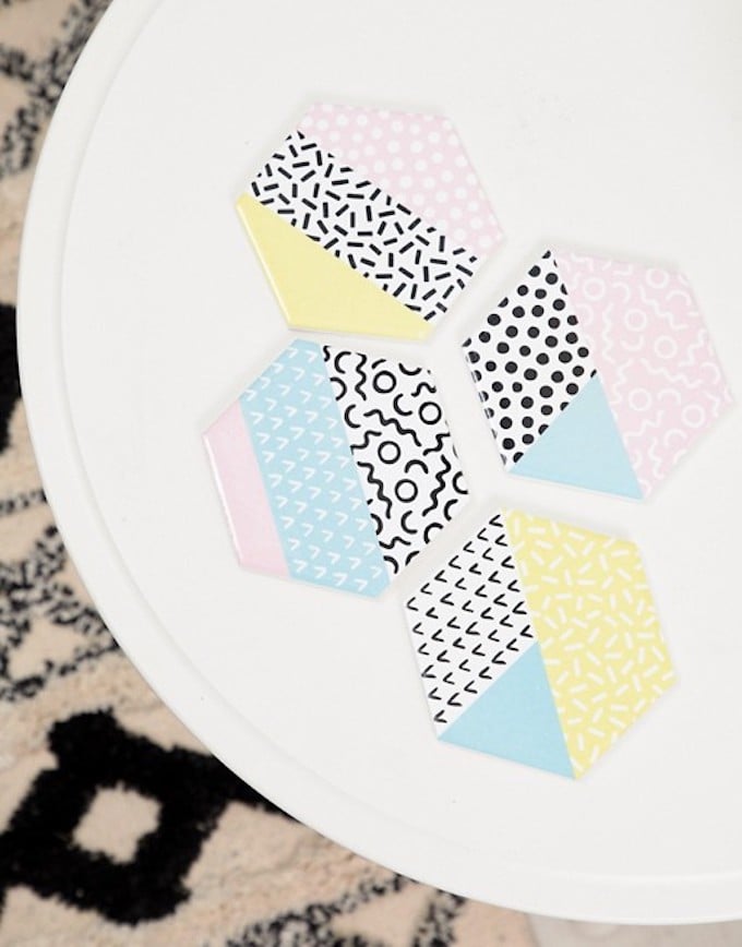 sous tasse rose jaune bleu pastel géométrique style scandinave déco cuisine clemaroundthecorner