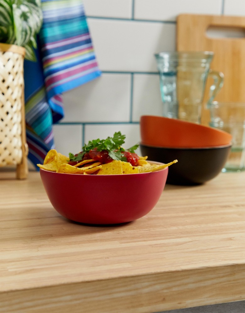 asos bol rond rouge noir cuisine table bois - blog déco