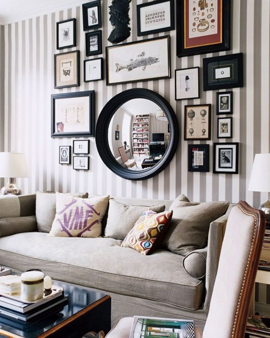 salon rayures papier peint marron blanc vintage - blog déco - clem around the corner