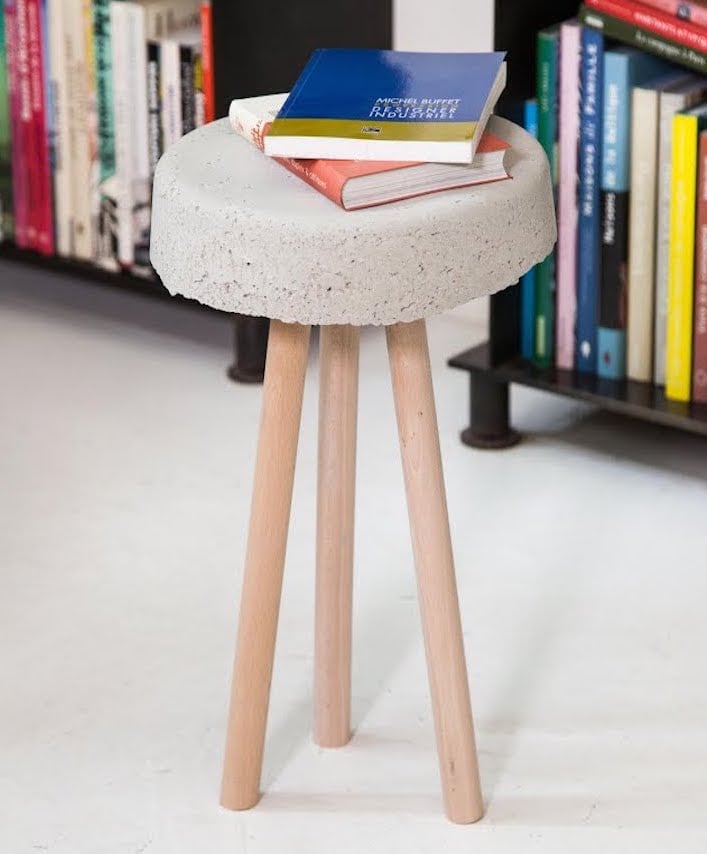 tabouret en béton diy sobre simple élégant bibliothèque livre - blog déco - clem around the corner