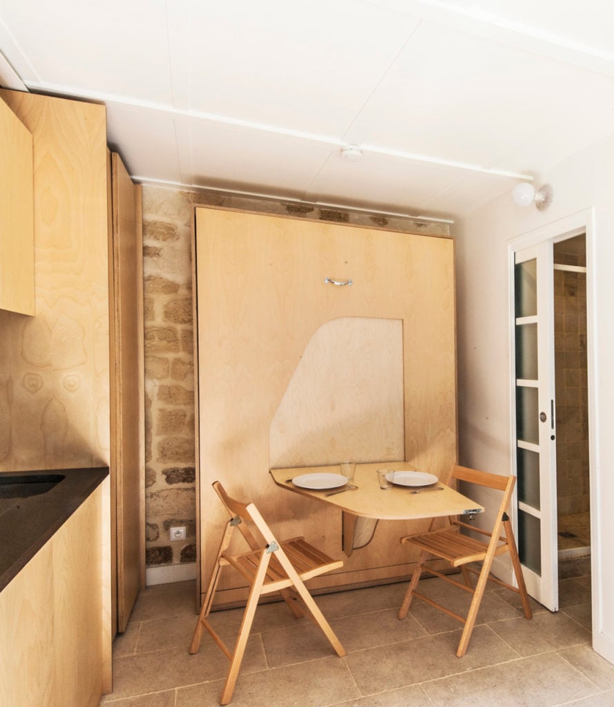 Rénovation studio 12m2 cuisine ouverte table dépliante - blog déco - clemaroundthecorner