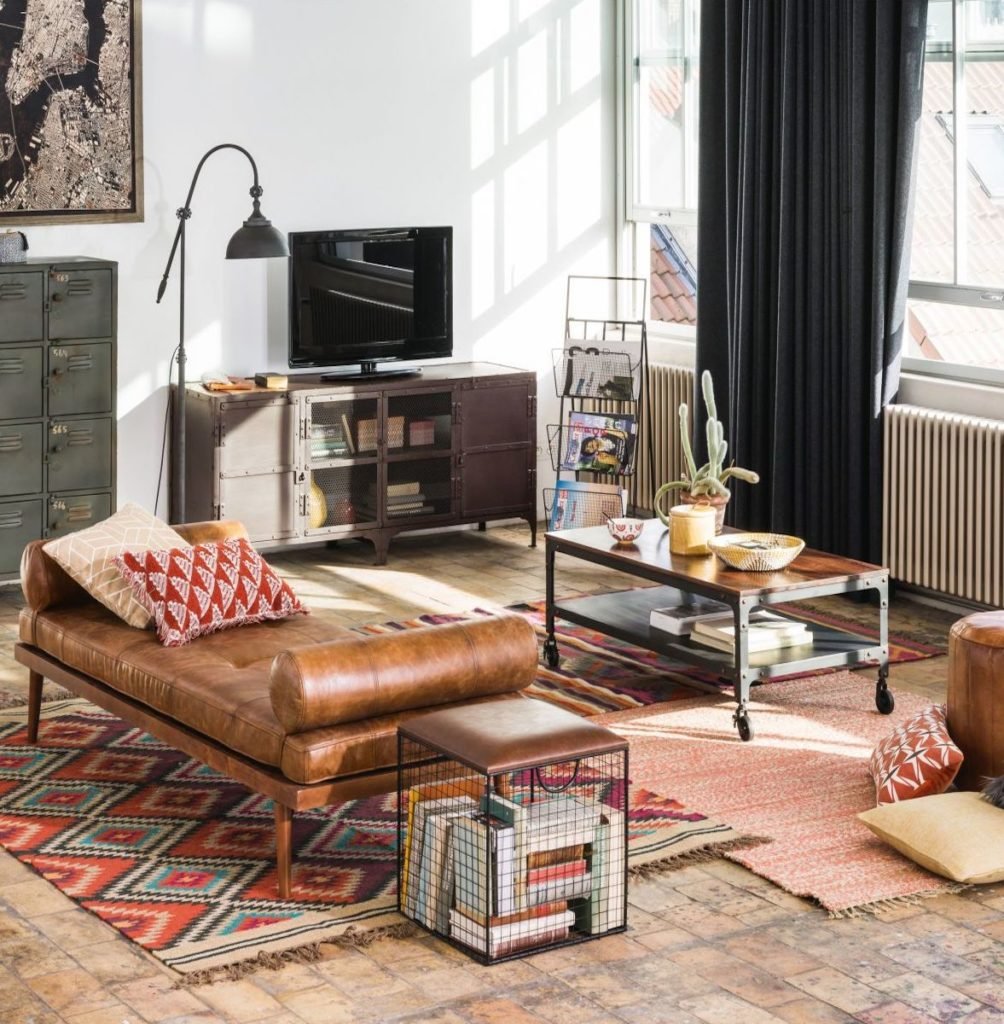 tapis berbère colorés salon parquet bois banquette cuir marron studio industriel blog déco