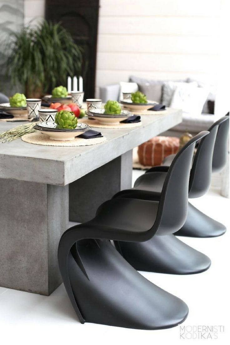 blog déco assise ronde noir plastique table béton gris terrasse extérieur