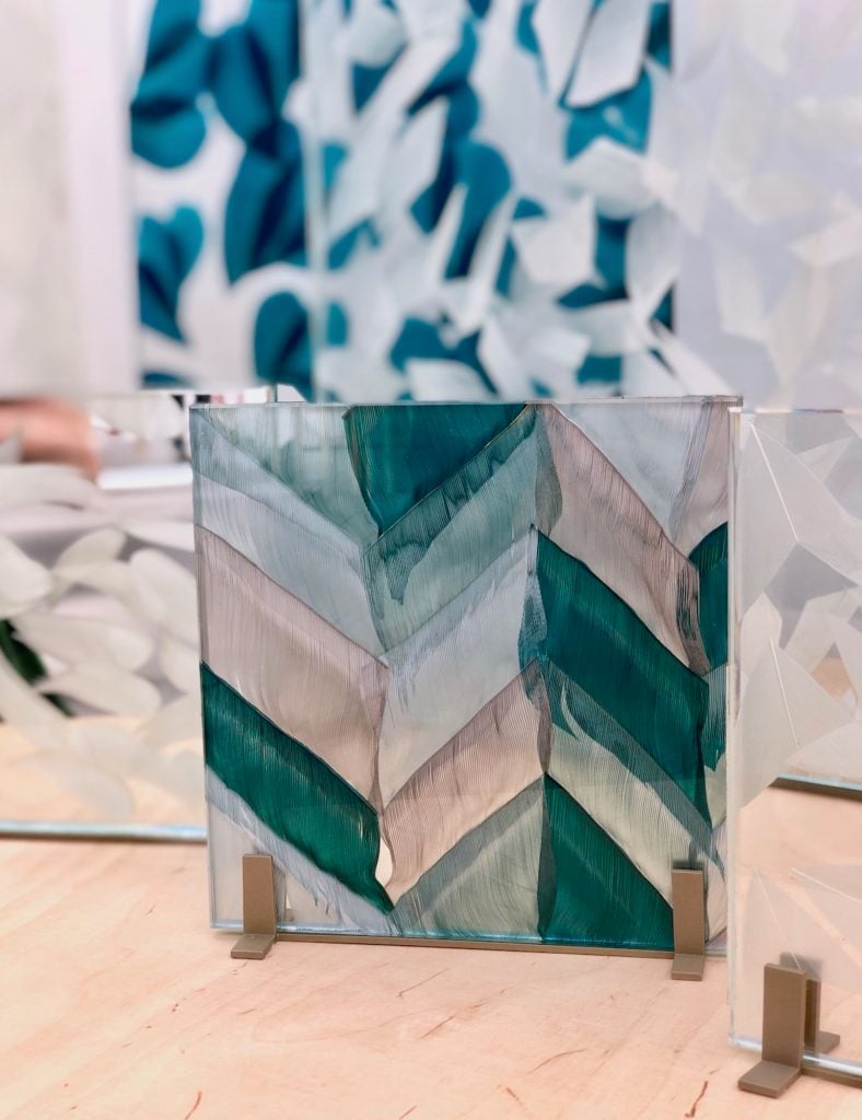 décor en plume verre atelier de curiosité diy - blog deco - clem around the corner