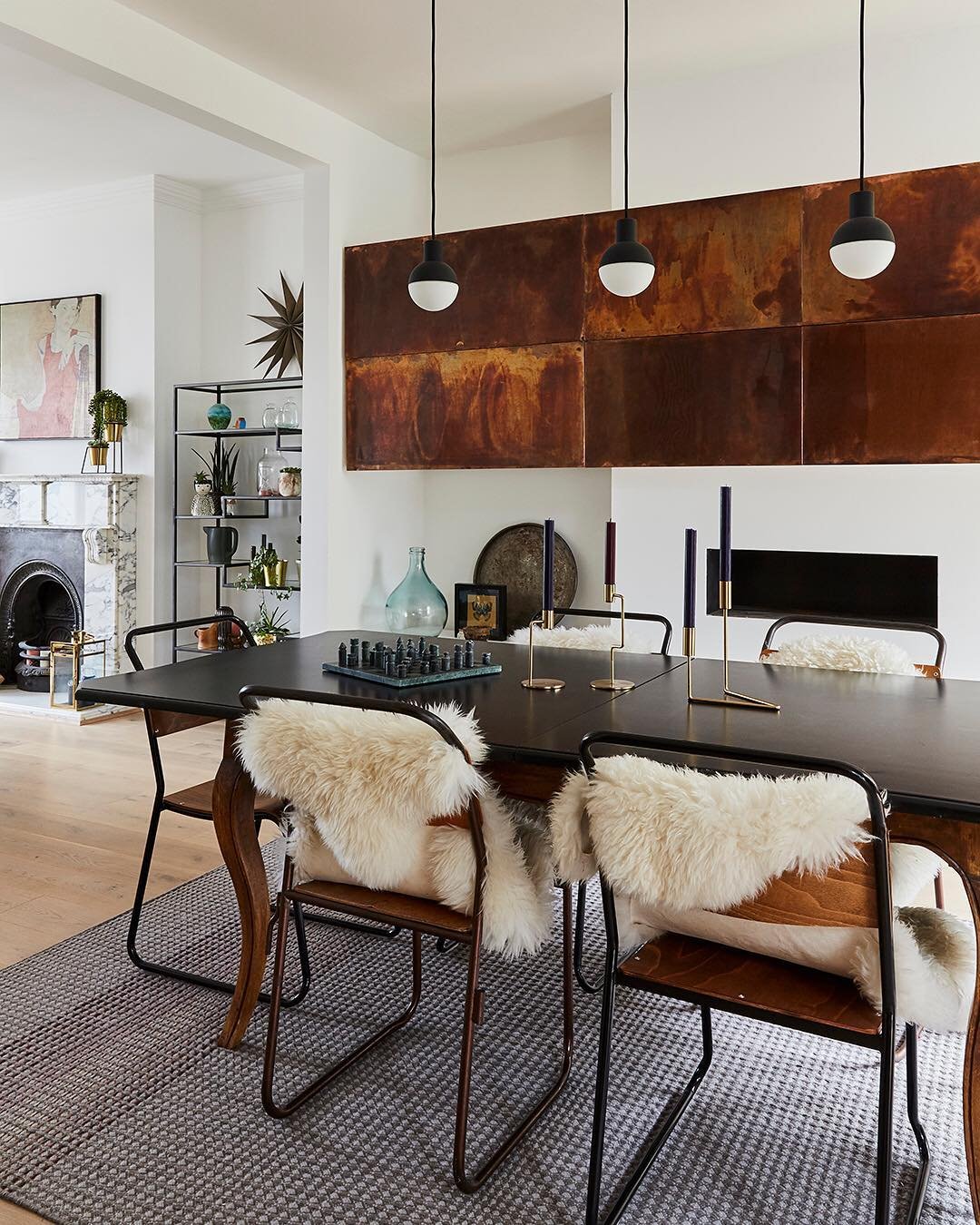 salle à manger panneau mur cuivre design style loft industriel