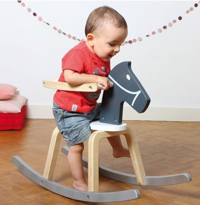 chambre enfant jeu bois gris marron parquet lamé