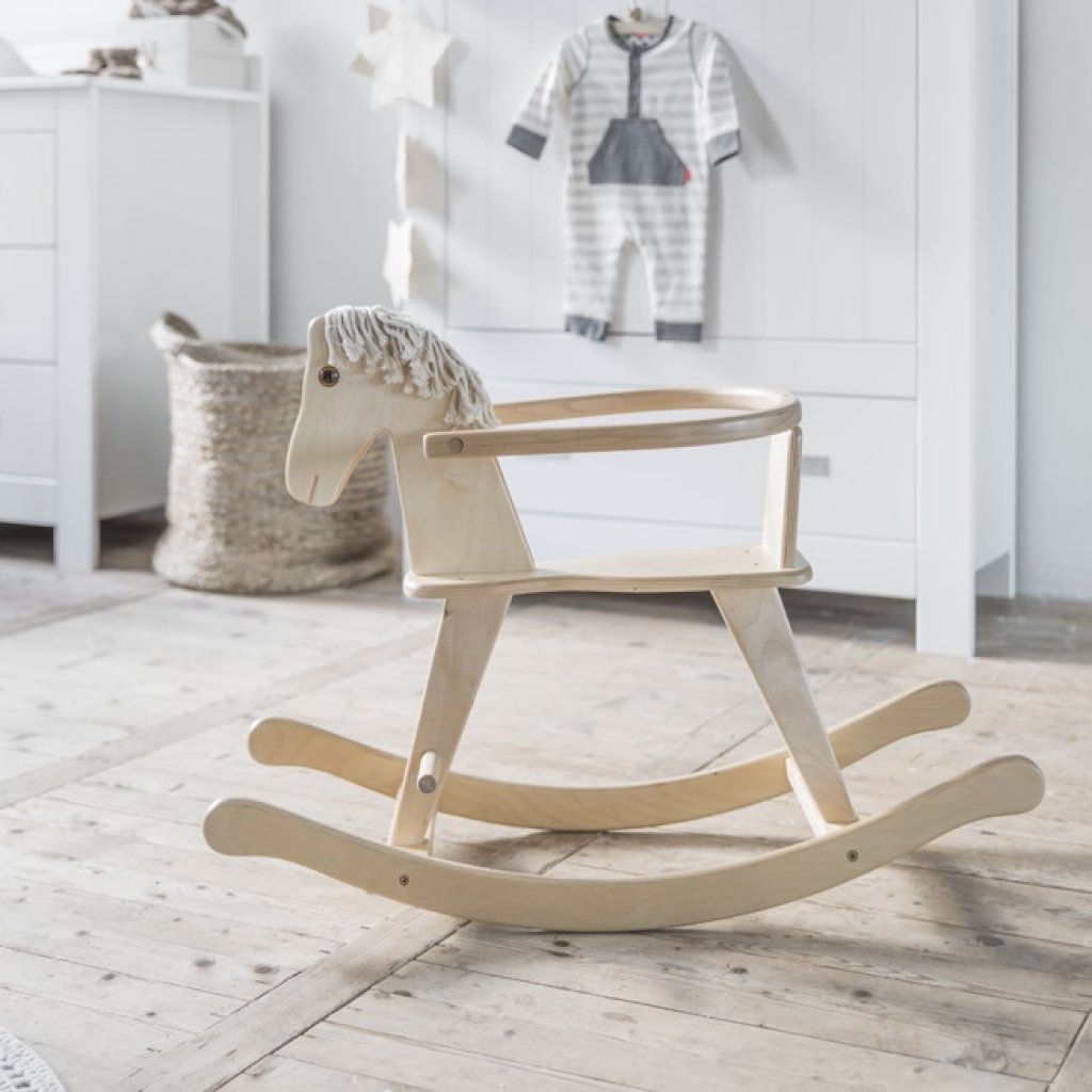jouet bois naturel déco chambre enfant