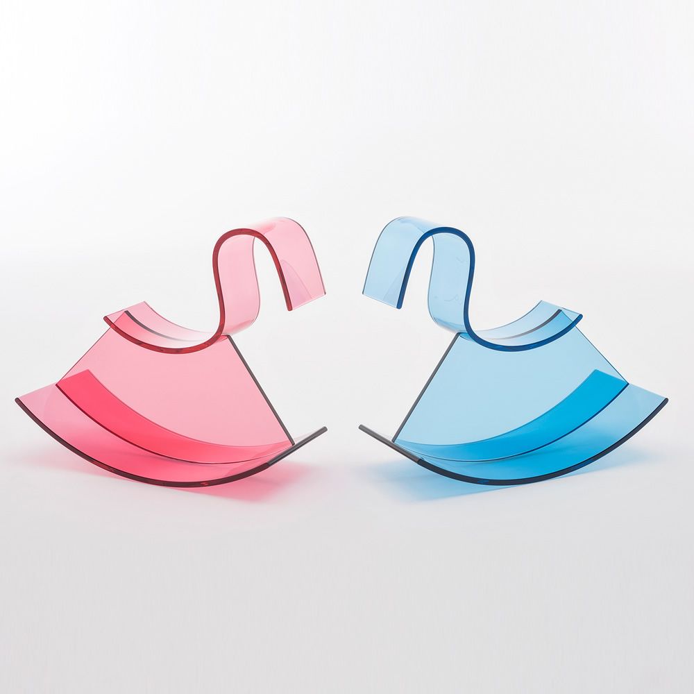 blog déco jouet enfant moderne transparent cheval à bascule