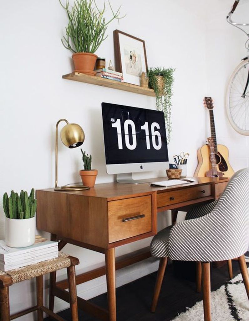 bureau cactus table marron bois massif chaise scandinave - blog déco