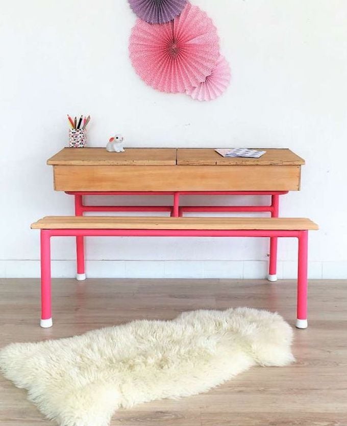 bureau écolier relooké deux place chambre enfant rose - blog déco - clem around the corner