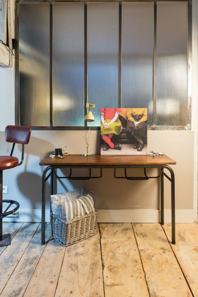 bureau écolier relooké l'objectif transformer un vieux meuble en console pour l'entrée